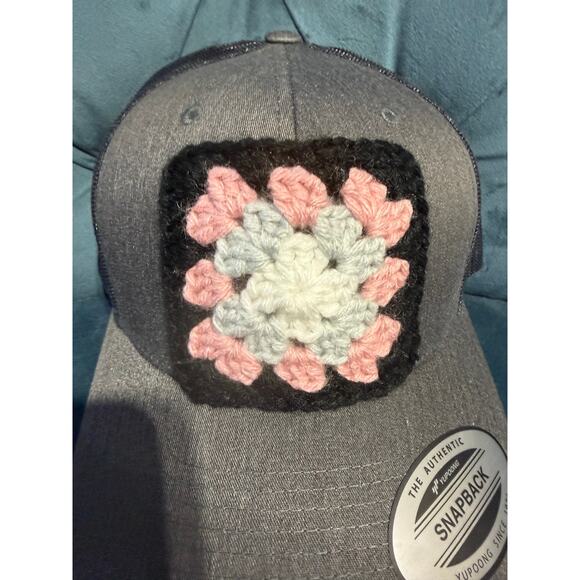 Granny Square Trucker Hat - Hand Crocheted Dark Gray NEW main image 5